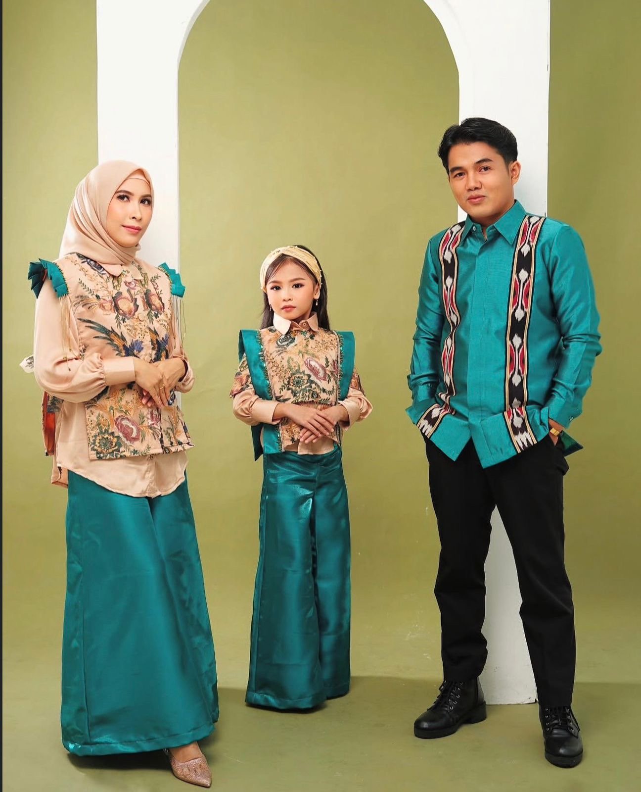 KAMILA ELAN COLLECTION